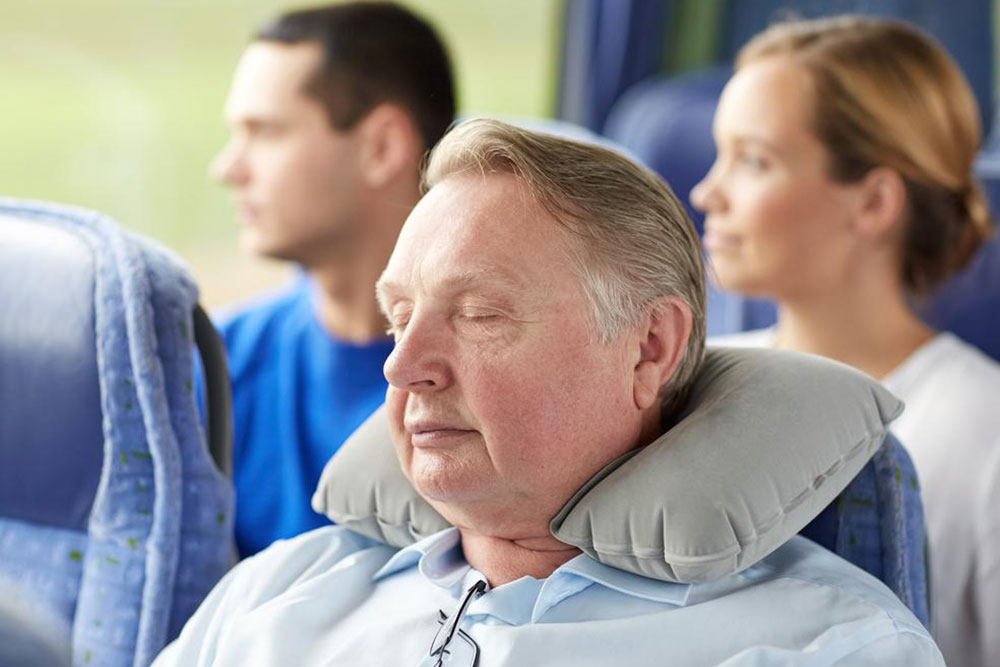 5 things to consider before opting for senior bus tours