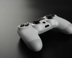 Role of game console headphones and other gaming accessories