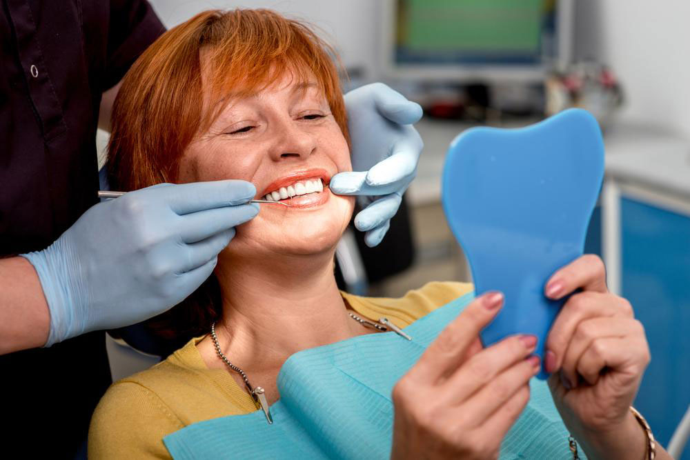 5 advantages of getting dental implants