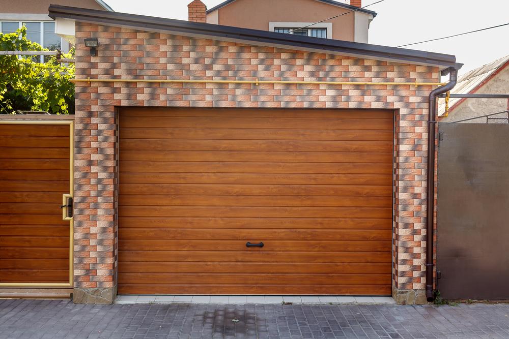 A guide to buying and installing garage doors