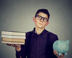 Know about the best student loan refinance options