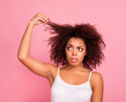 Things to Consider before Buying a Moisturizing Shampoo for Dry Hair
