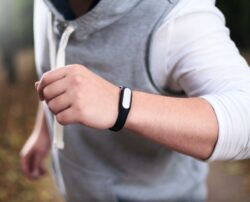 Factors to look for in a fitness tracker