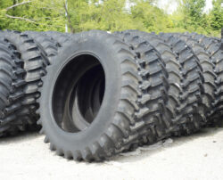6 factors to consider to find the right-sized tires for trucks